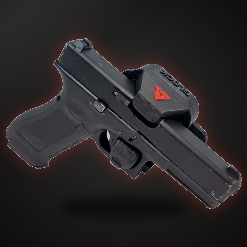Glock 17 VFC enfundada